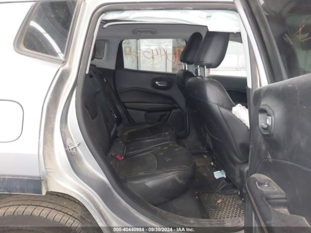 3C4NJDBB8KT849095 Jeep Compass Latitude 4x4