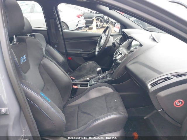 Ford FOCUS RS 2017 WF0DP3TH6H4120578 Image 5