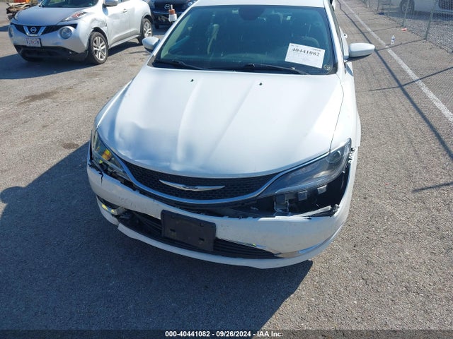 Chrysler 200 Limited 2015 1C3CCCABXFN504707 Image 6
