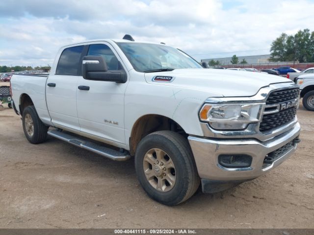 3C6UR5DJ3PG610916 RAM 2500 Big Horn  4x4 6'4 Box