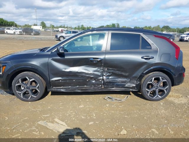 KNDCT3LE3P5060249 KIA Niro Sx Touring