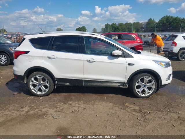 Ford Escape Titanium 2019 1FMCU9J90KUB83202 Image 13