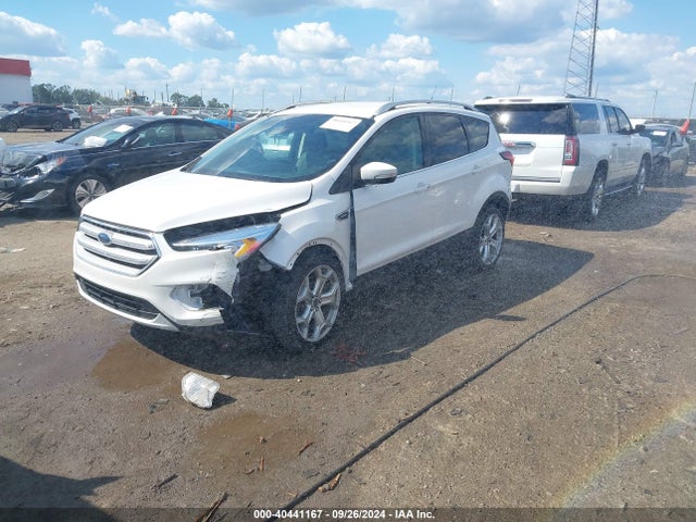 Ford Escape Titanium 2019 1FMCU9J90KUB83202 Image 2