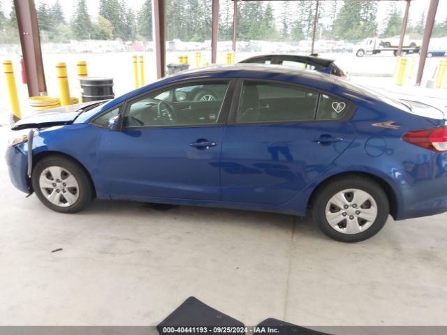 3KPFK4A77HE047035 KIA FORTE LX