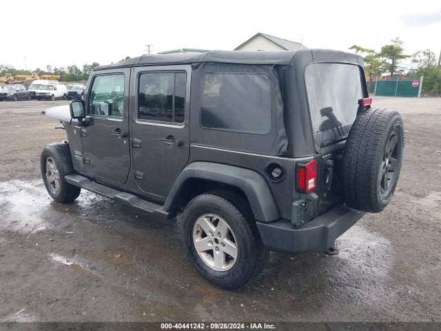1C4HJWDG2HL545623 Jeep Wrangler Unlimited Sport 4x4