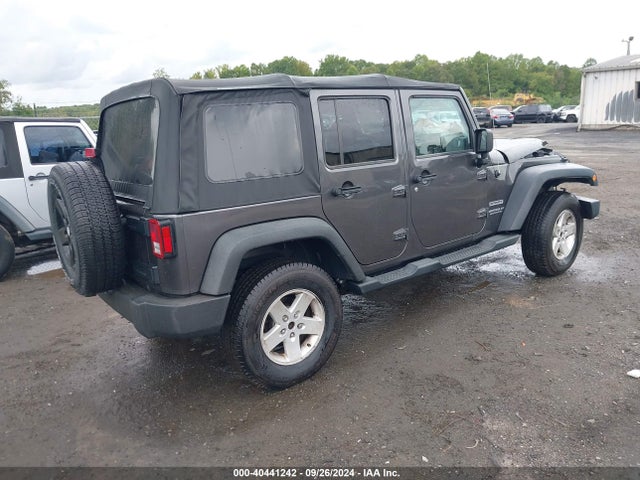 1C4HJWDG2HL545623 Jeep Wrangler Unlimited Sport 4x4