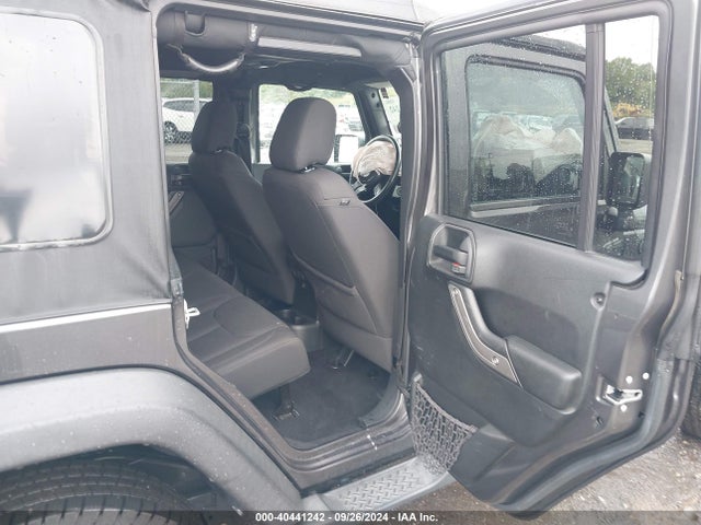 1C4HJWDG2HL545623 Jeep Wrangler Unlimited Sport 4x4