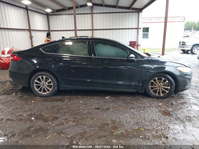 3FA6P0HD2LR184168 Ford FUSION SE