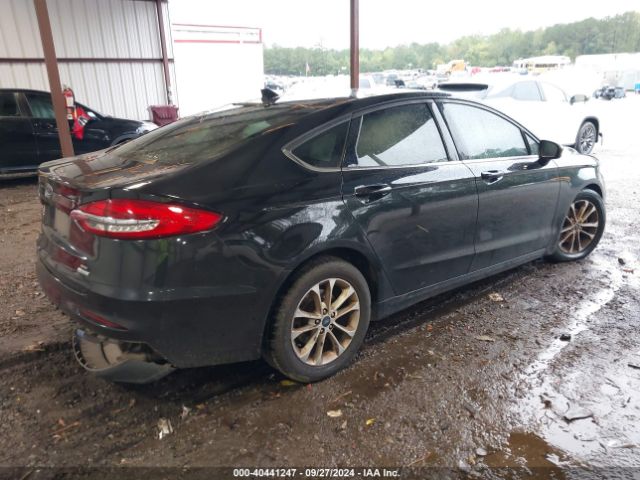 3FA6P0HD2LR184168 Ford FUSION SE