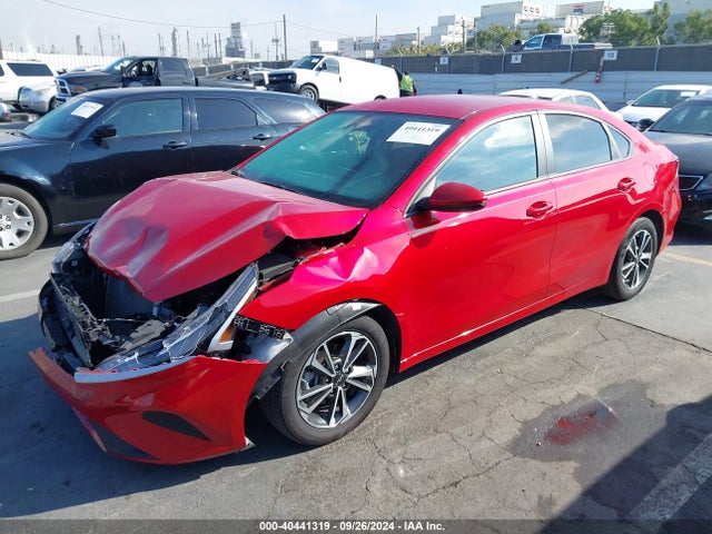 KIA Forte Lxs 2023 3KPF24AD1PE682398 Image 2