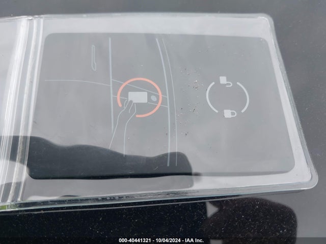 2019 TESLA MODEL 3 5YJ3E1EA9KF317639 Photo 10
