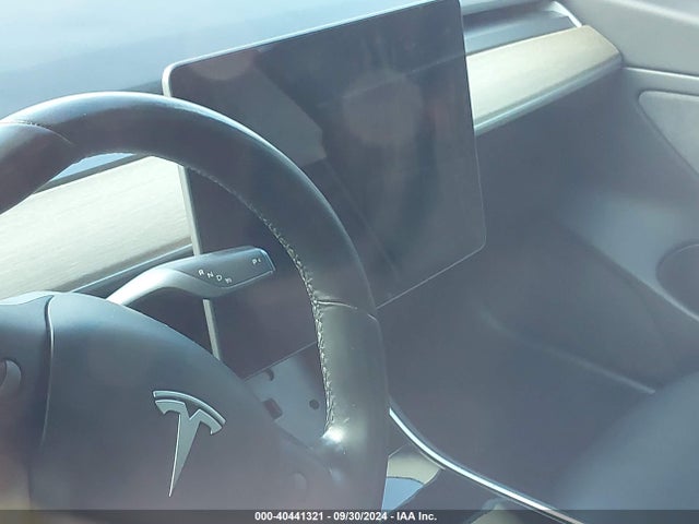 2019 TESLA MODEL 3 5YJ3E1EA9KF317639 Photo 6