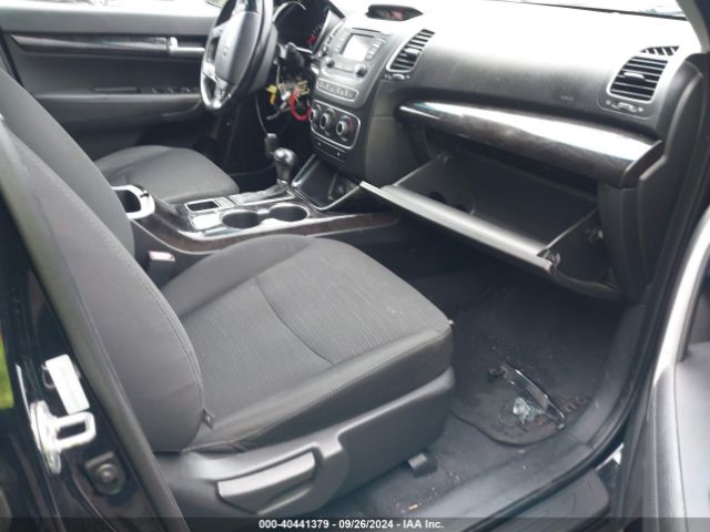 5XYKT3A61EG445885 KIA SORENTO LX