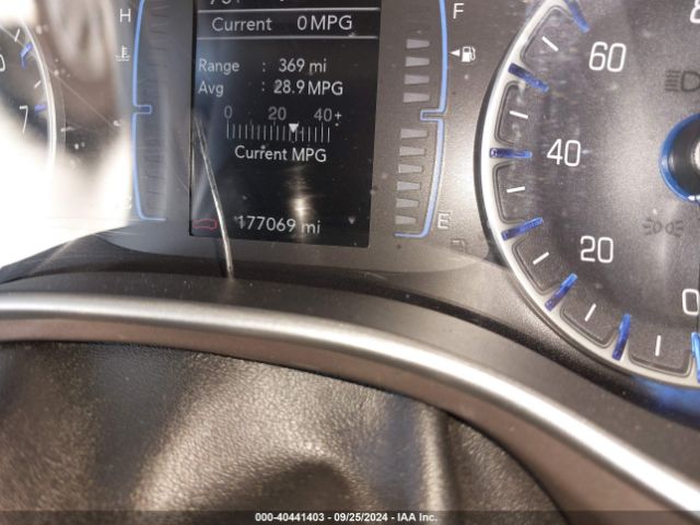 2C4RC1DG5LR264692 Chrysler Voyager Lxi