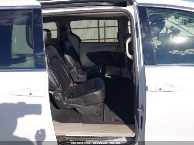 2C4RC1DG5LR264692 Chrysler Voyager Lxi