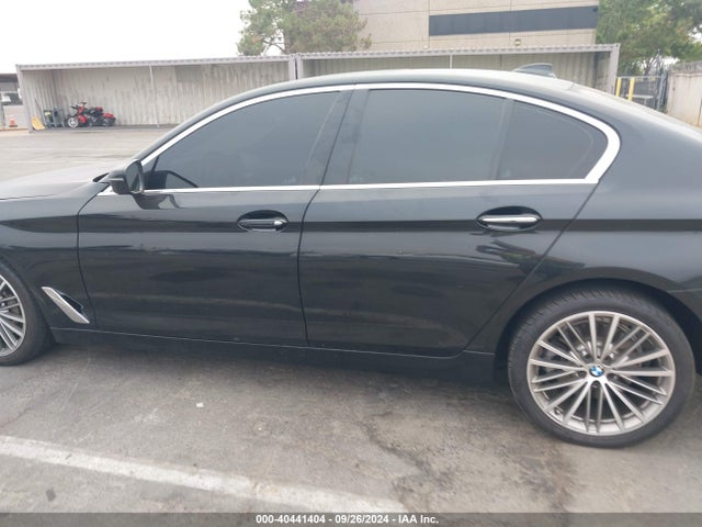 WBAJA5C59JWA38220 BMW 530I