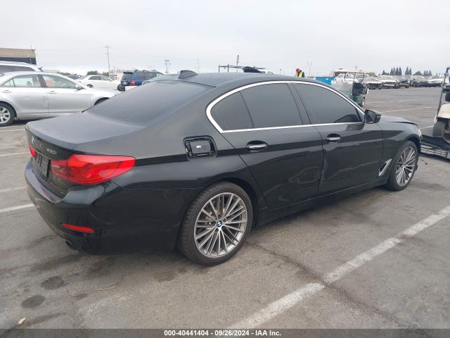 WBAJA5C59JWA38220 BMW 530I