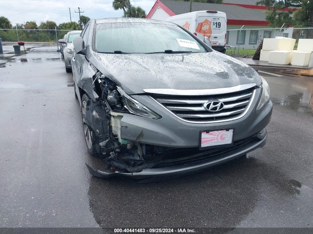 Hyundai SONATA SE 2014 5NPEC4AC0EH930049 Image 17