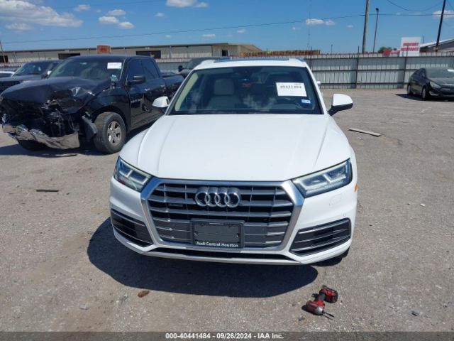 WA1BNAFY5J2080702 Audi Q5 2.0t Premium/2.0t Tech Premium