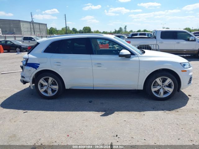 WA1BNAFY5J2080702 Audi Q5 2.0t Premium/2.0t Tech Premium