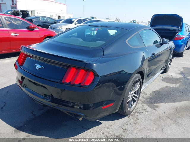 Ford Mustang Ecoboost 2017 1FA6P8TH0H5330568 Image 4