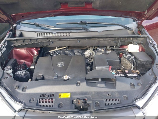 5TDBZRFH6KS923776 Toyota Highlander Le