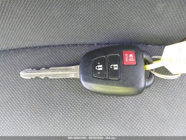 5TDBZRFH6KS923776 Toyota Highlander Le