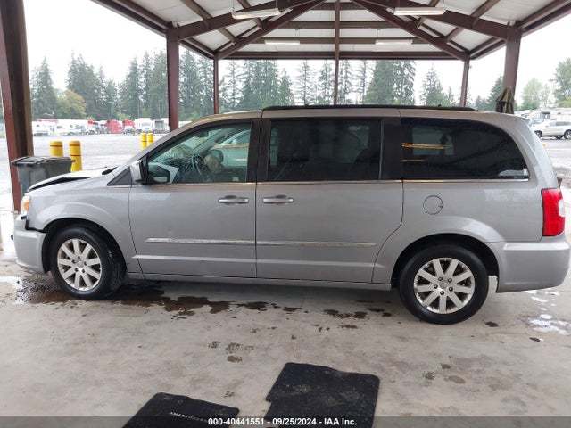 2C4RC1BG1GR307983 Chrysler Town & Country Touring