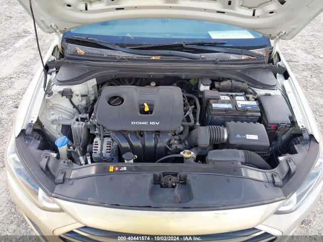 Hyundai ELANTRA SE 2017 KMHD74LF4HU428772 Image 10