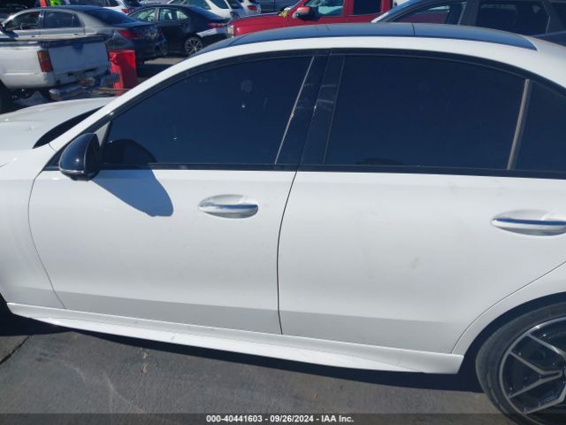 W1KAF4GB4PR089651 Mercedes-Benz C 300 Sedan