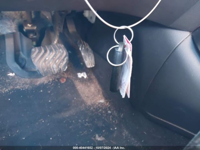 JN8AT2MT9HW382926 Nissan ROGUE SV