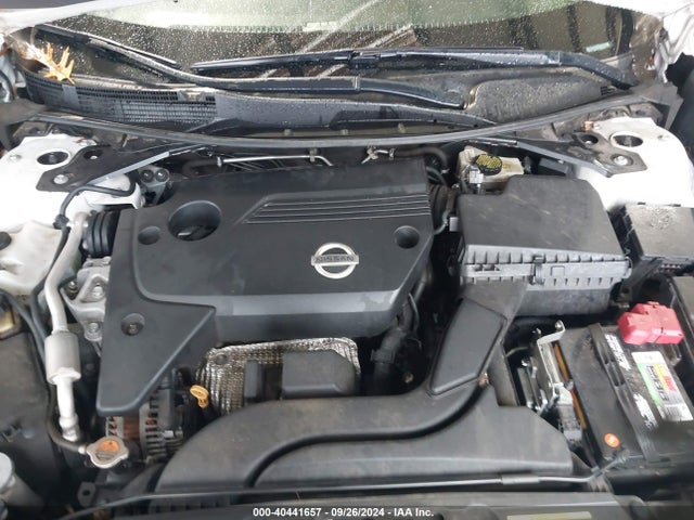 Nissan Altima 2.5 S 2015 1N4AL3AP0FC480952 Image 10