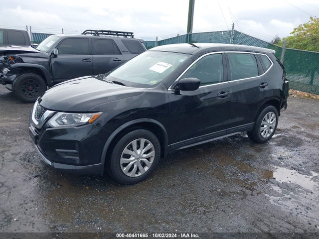Nissan ROGUE S 2018 KNMAT2MV7JP573712 Image 2