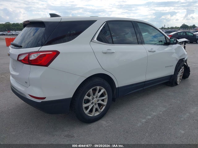 Chevrolet EQUINOX LT 2018 2GNAXJEV5J6217425 Image 4