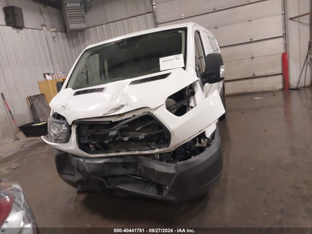 Ford Transit-250 2017 1FTYR1YM3HKA01701 Image 12