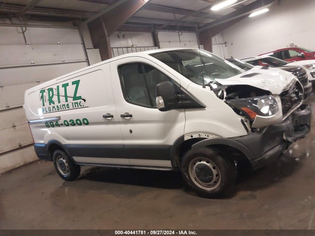 Ford Transit-250 2017 1FTYR1YM3HKA01701 Image 13