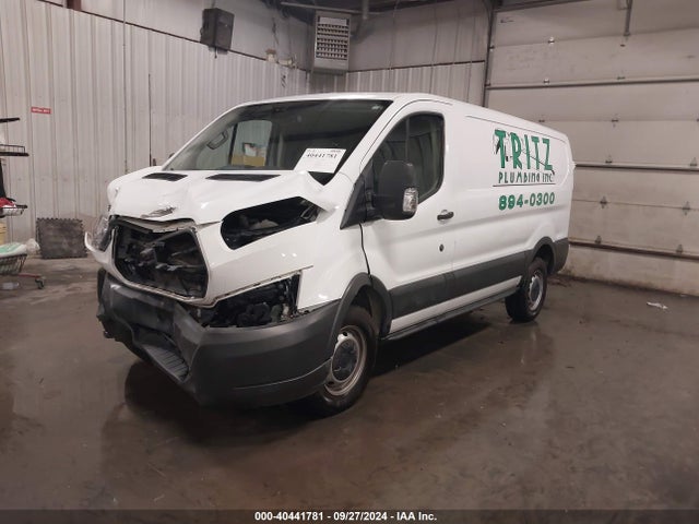 Ford Transit-250 2017 1FTYR1YM3HKA01701 Image 2