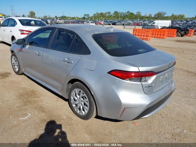 Toyota COROLLA LE 2021 JTDEPMAE3MJ155869 Image 3
