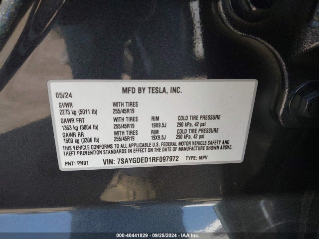2024 TESLA MODEL Y 7SAYGDED1RF097972 Photo 8