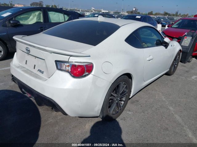 JF1ZNAA13G8701008 Scion FR-S