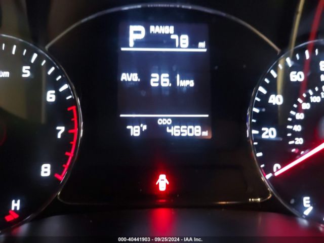 3KPFK4A75JE239480 KIA FORTE LX