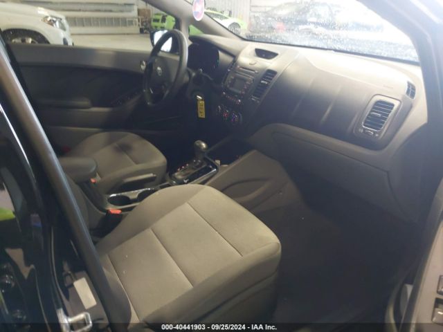 3KPFK4A75JE239480 KIA FORTE LX