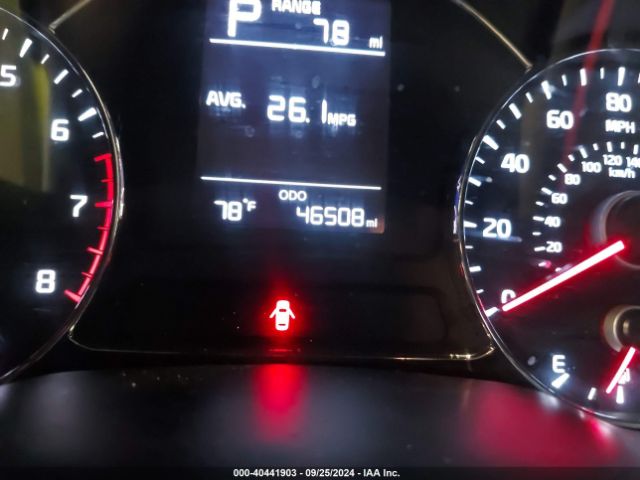 3KPFK4A75JE239480 KIA FORTE LX