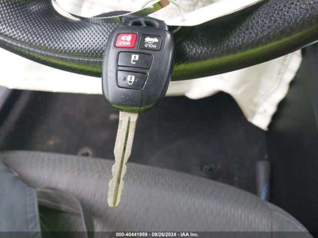 5YFBURHE3HP625642 Toyota COROLLA LE