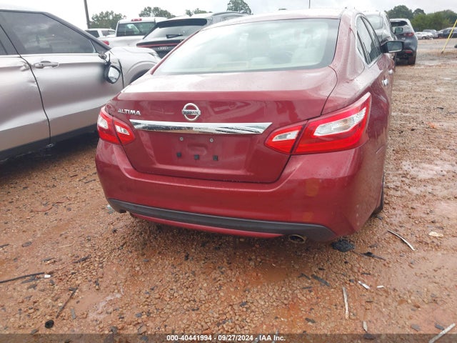 Nissan Altima 2.5 S 2016 1N4AL3AP3GN318481 Image 16