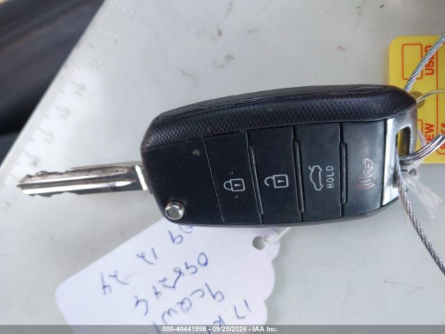 3KPFL4A7XHE009022 KIA FORTE LX