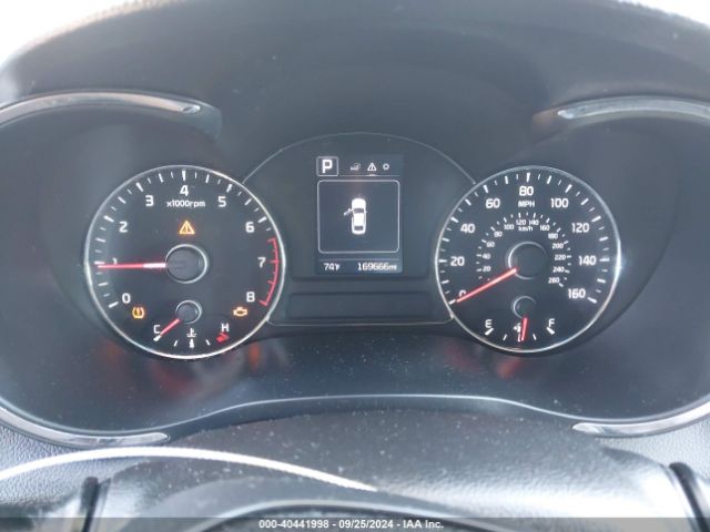 3KPFL4A7XHE009022 KIA FORTE LX