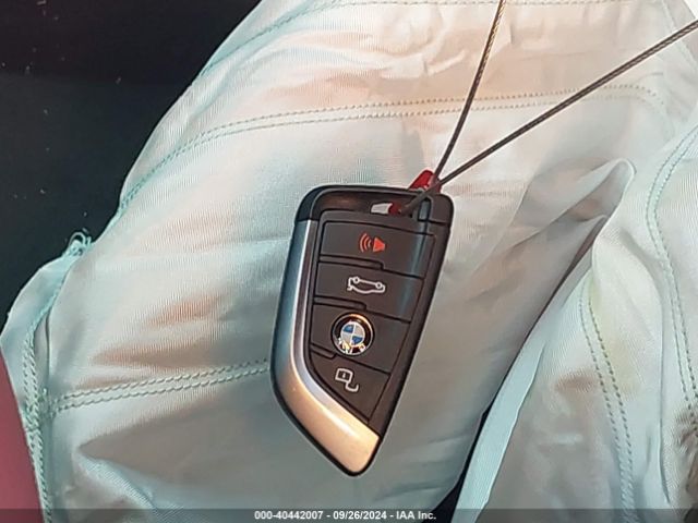 3MW89FF0XP8D42703 BMW 330i Xdrive