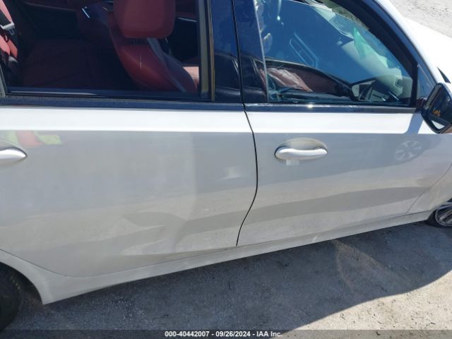 3MW89FF0XP8D42703 BMW 330i Xdrive