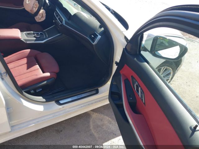 3MW89FF0XP8D42703 BMW 330i Xdrive